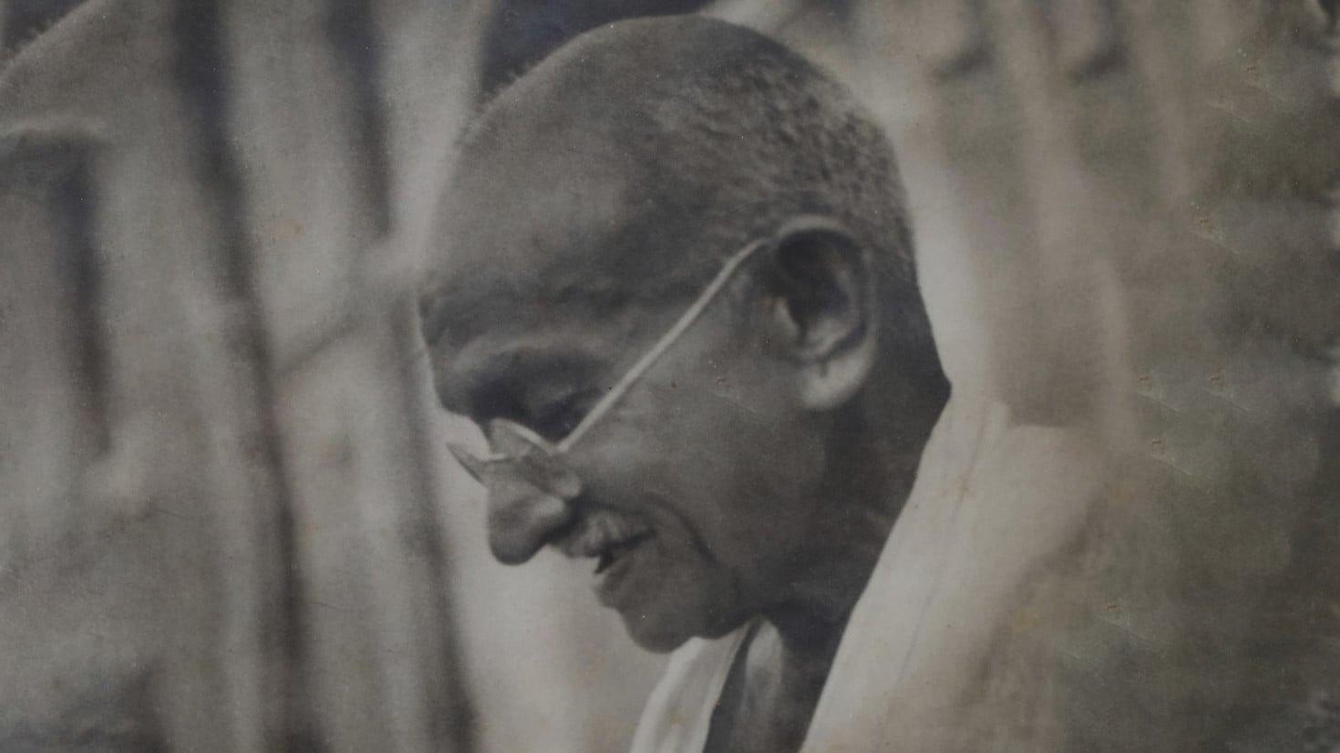 Mahatma-Gandhi-ph-Rajni-Kothari