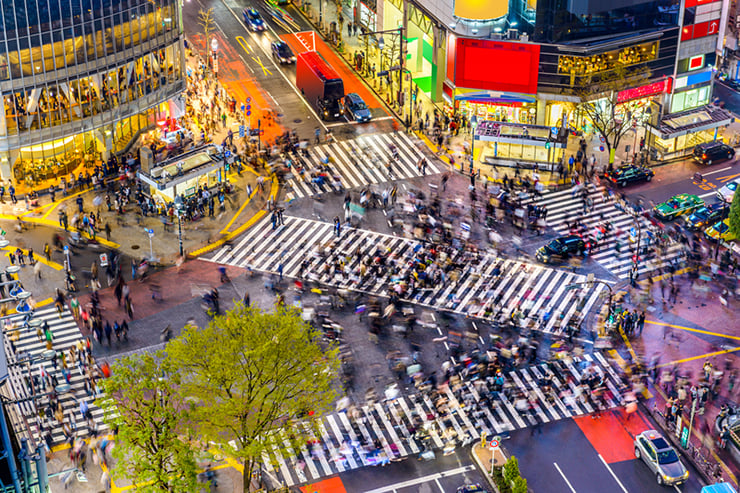 Shibuya-Crossing-in-Tokyo-Japan