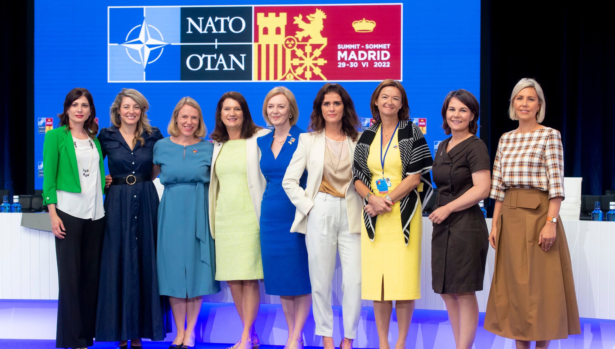 womeninNatoo