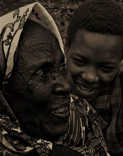 Muramvia lady - Portrait # 6. Muramvia - Burundi © 2007 Jan Oberg, TFF