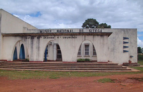 Gitega's National Museum 1, Burundi © 2006 Jan Oberg, TFF