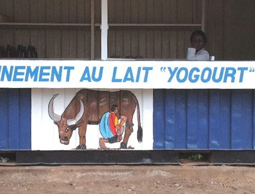 Streets of Bujumbura, Burundi © 2003 Jan Oberg